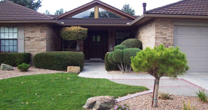 Front Yard Landscaping - City of Turlock (Building in ...
